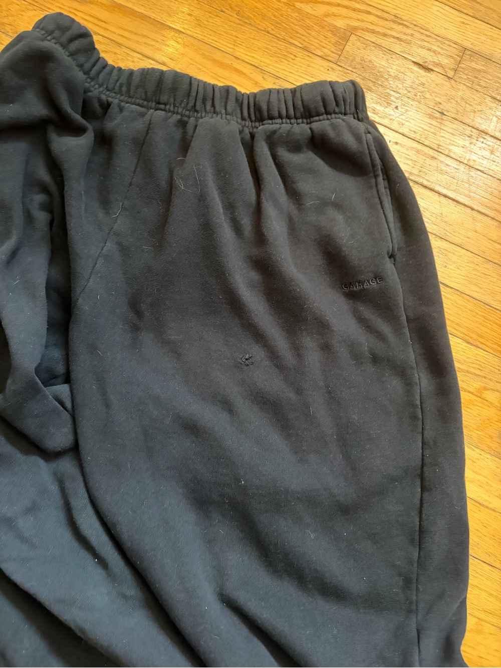 Garage Black boyfriend Sweatpants - Picture 9 of 9